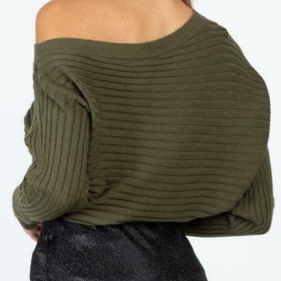 Ribbed Knit Slouch Shoulder Sweater - Picture 3 of 8